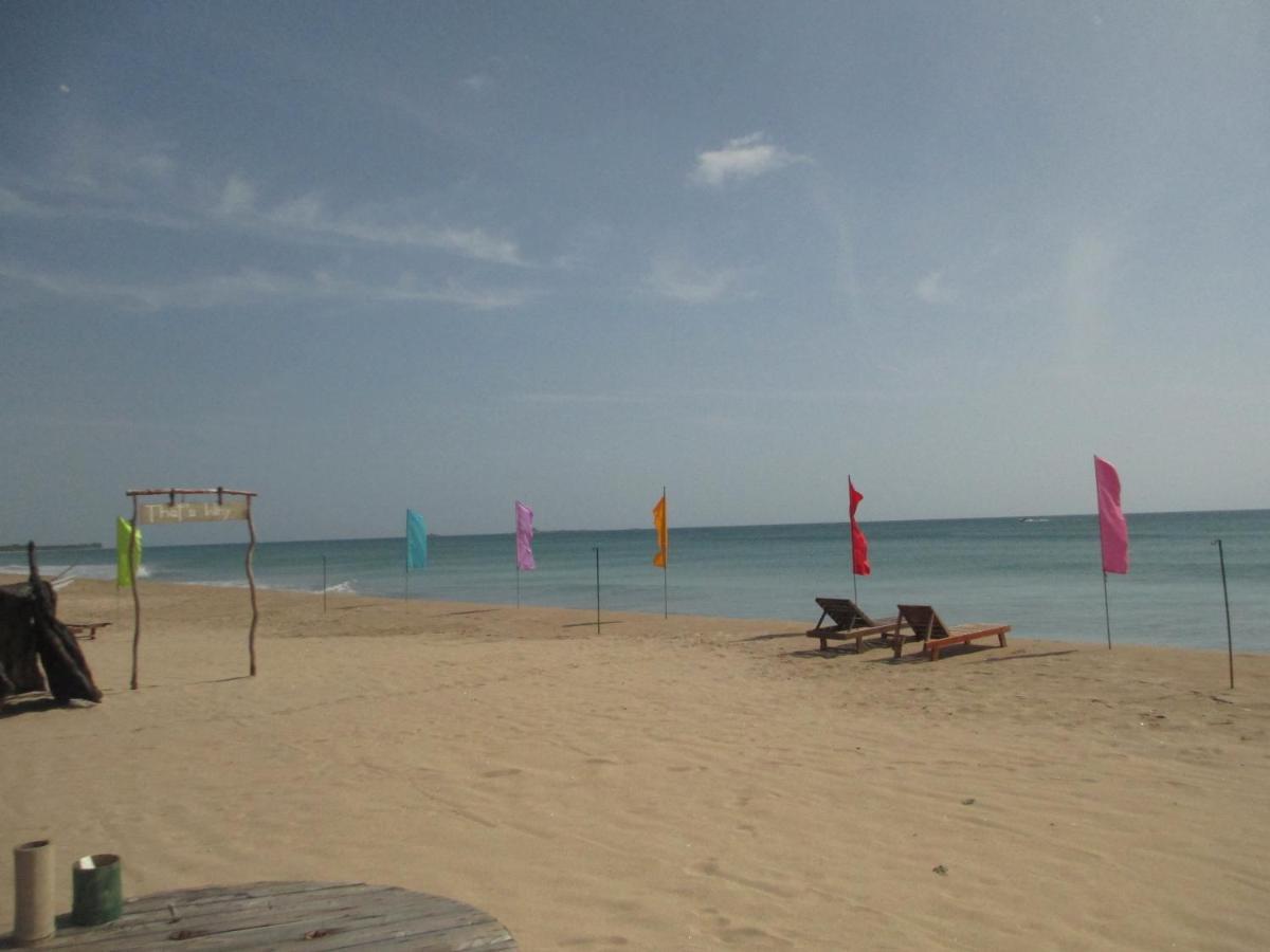 Uppuveli Beach House Trincomalee Exterior photo